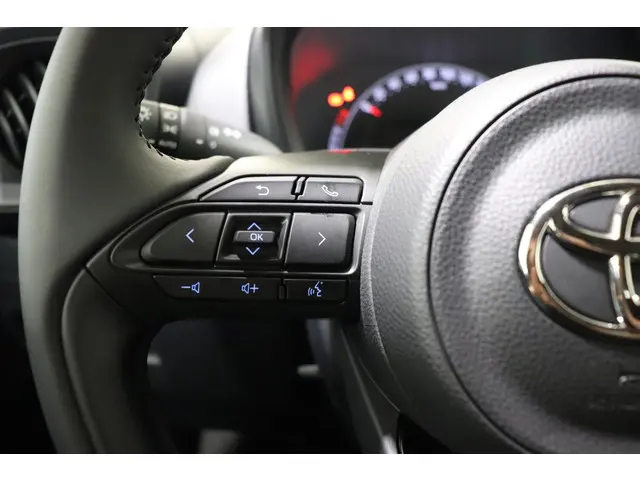 Toyota Aygo X 1.0 VVT-i MT Play, 2025 Benzine 24
