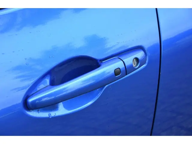 Suzuki Swift 1.0 Automaat Stijl-NLse auto 2020 Benzine 6