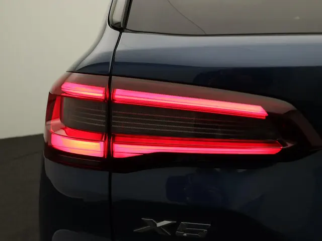 BMW X5 xDrive45e 2022 Hybride Benzine 10