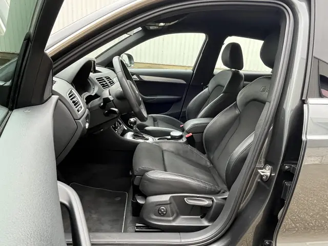 Audi Q3 1.4 TFSI CoD Sport Advance Sport 2018 Benzine 14