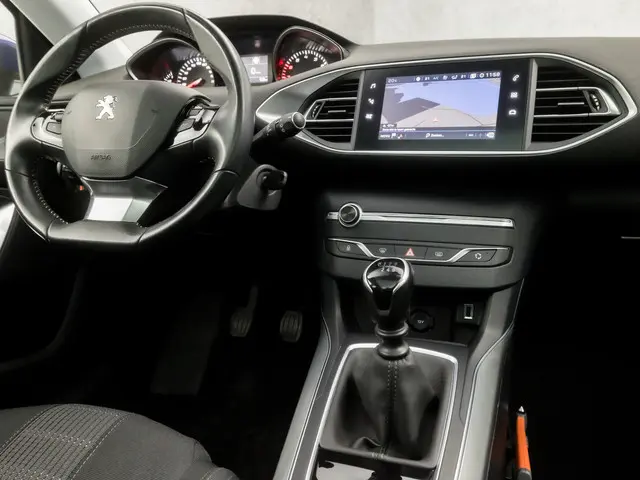Peugeot 308 SW 1.2 PureTech Sport 2020 Benzine 7