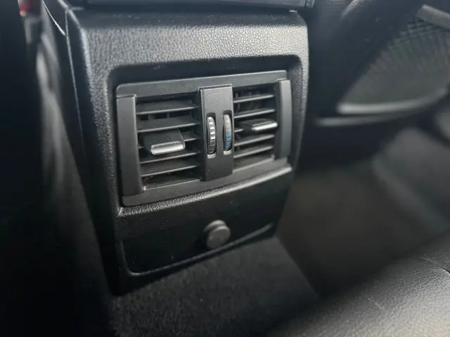 BMW 1 Serie M140i xDrive 2019 Benzine 18