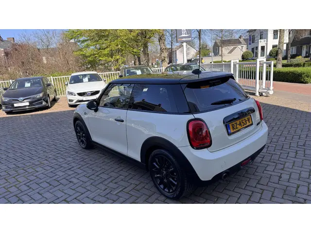 MINI Cooper Mini 1.5 Business 2018 Benzine 9
