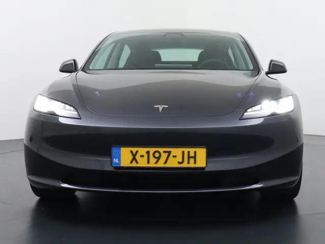 Tesla Model 3 Long Range AWD 78 kWh 2023 Elektrisch 3