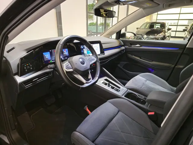 Volkswagen Golf 1.4 eHybrid Style 2020 Hybride Benzine 16