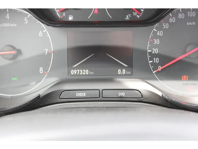 Opel Grandland X 1.2T 130 INNOVATION 2019 Benzine 30