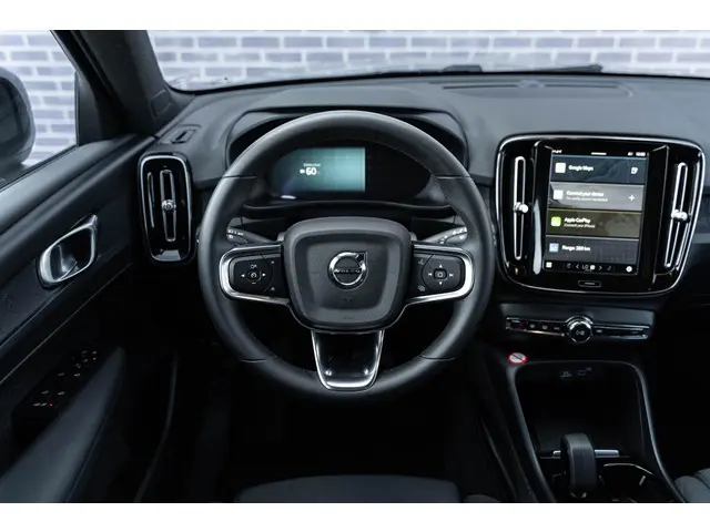 Volvo XC40 Extended Range Plus 2023 Elektrisch 29