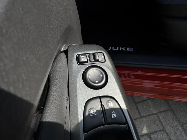 Nissan Juke 1.6 Hybrid N-Connecta 2025 Hybride Benzine 23