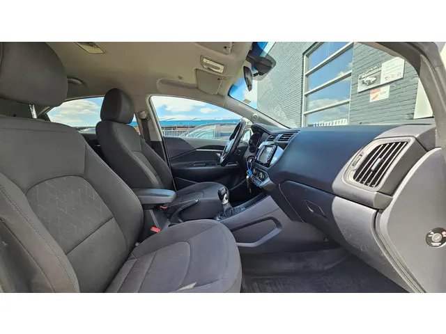 Kia Rio 1.4 CVVT ExecutiveLine 2015 Benzine 17