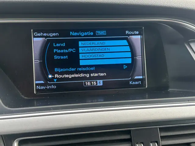 Audi A4 Limousine 1.8 TFSI Advance 2015 Benzine 14