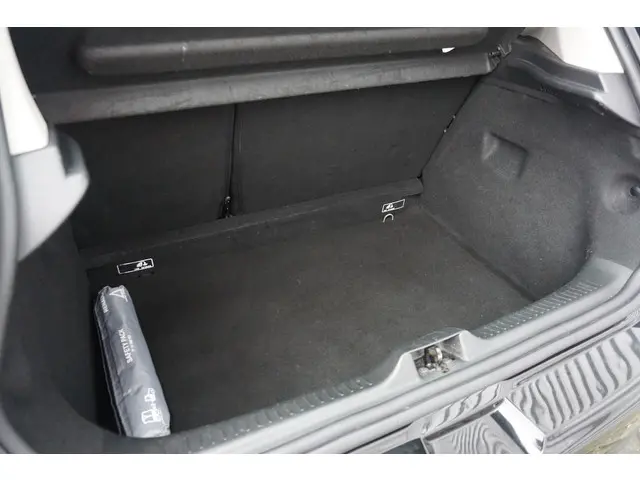 Renault Clio 0.9 TCe Zen 2017 Benzine 24