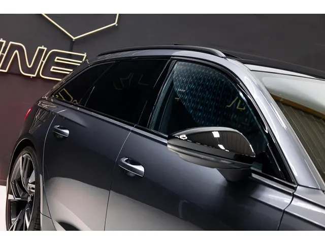 Audi RS6 Avant TFSI quattro 2022 Benzine 33