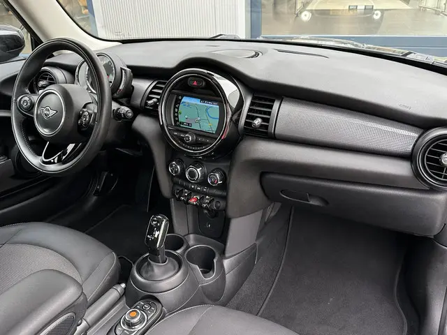 MINI Cooper 1.5 Aut. 136pk Pepper 2020 Benzine 19