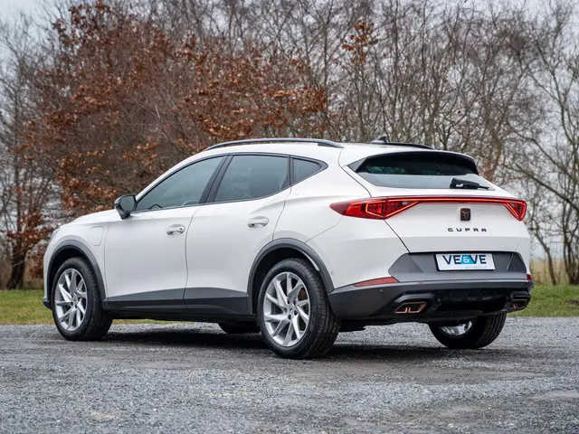CUPRA Formentor 1.4 TSI e-Hybrid 2023 Hybride Benzine 2
