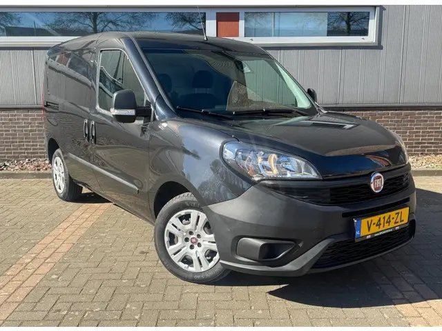 Fiat Doblò Cargo 1.6 MJ L1H1 ECO JET 2019 Diesel 2