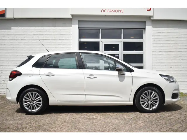 Citroën C4 PureTech 130 Feel Collection 2015 Benzine 7