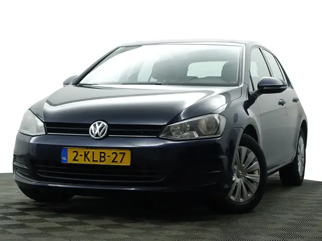 Volkswagen Golf 1.6 TDI Comfortline- 2013 Diesel 16