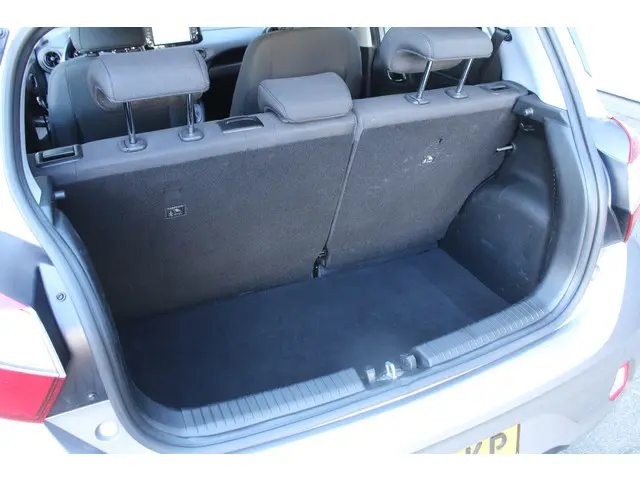 Hyundai i10 1.0 Comfort Smart 5-zits 2022 Benzine 12