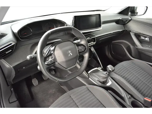 Peugeot 2008 1.2 Puretech 130pk Active 2020 Benzine 8