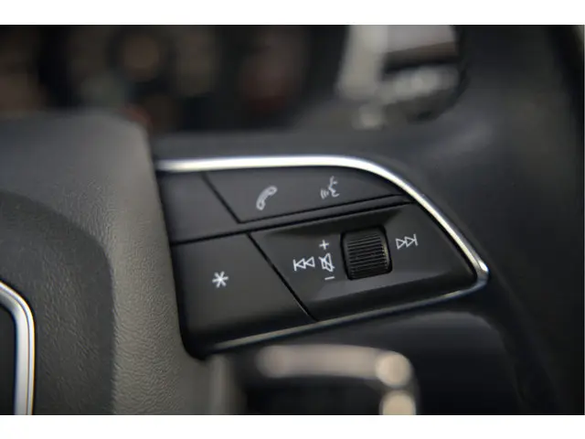 Audi Q3 45 TFSI e Advanced edition 2021 Hybride Benzine 33