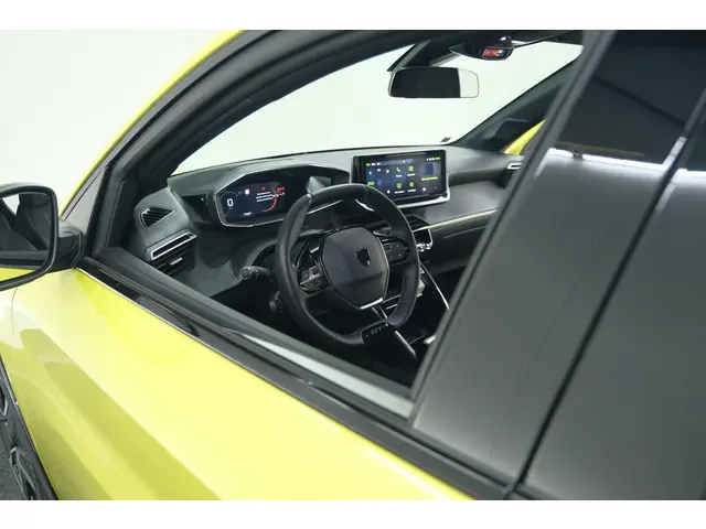 Peugeot 208 2