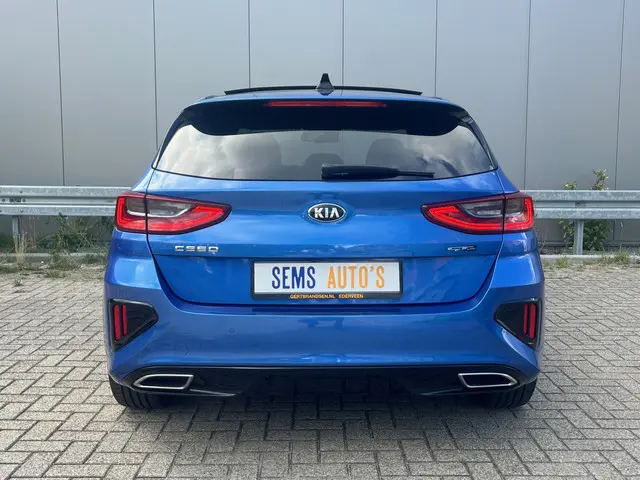 Kia Ceed 1.4 T-GDi GT-PlusLine 2019 Benzine 4