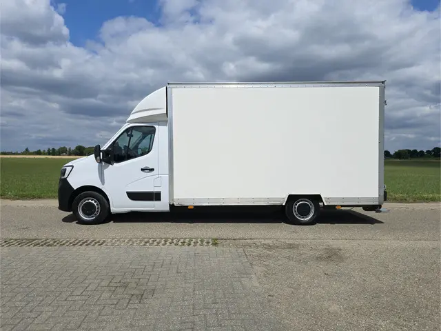 Renault Master T35 2.3 dCi Lowliner 2022 Diesel 2
