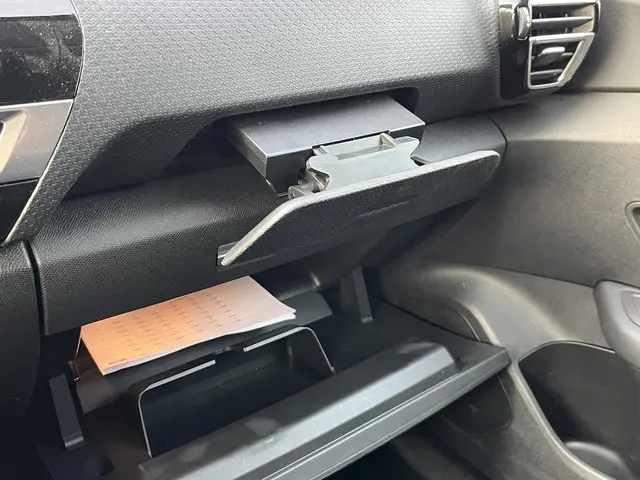 Citroën ë-C4 Shine 50 kWh 2022 Elektrisch 33