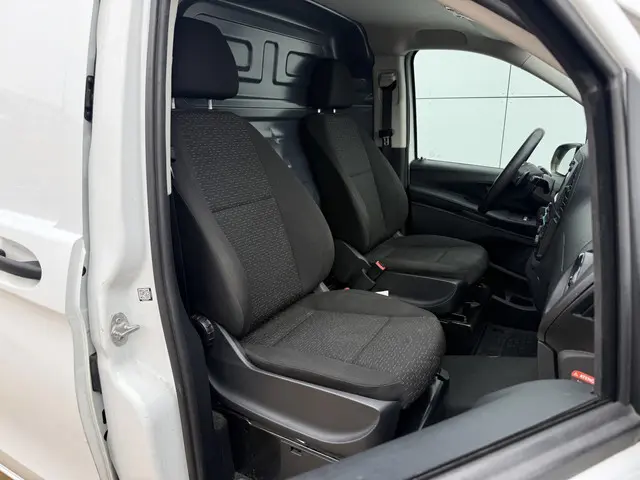 Mercedes-Benz eVito 112 66kWh 2022 Elektrisch 9