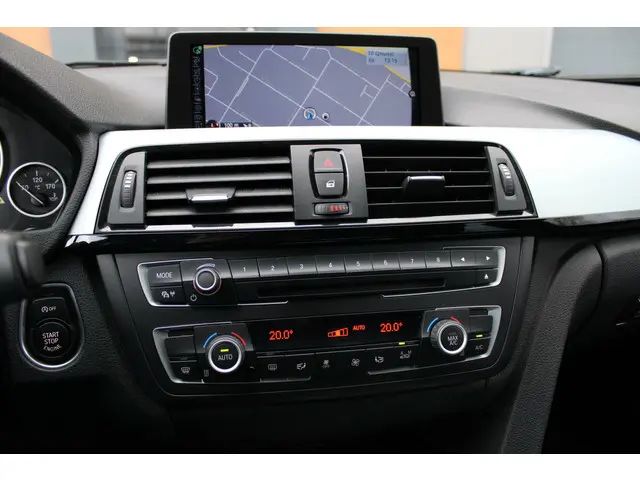 BMW 3 Serie 316i M-Sport | Xenon | Navi prof. 2015 Benzine 5