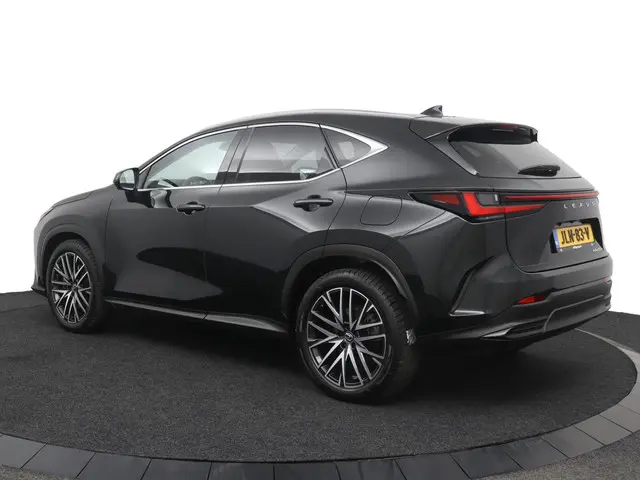 Lexus NX 450h+ AWD Executive Line 2024 Hybride Benzine 11
