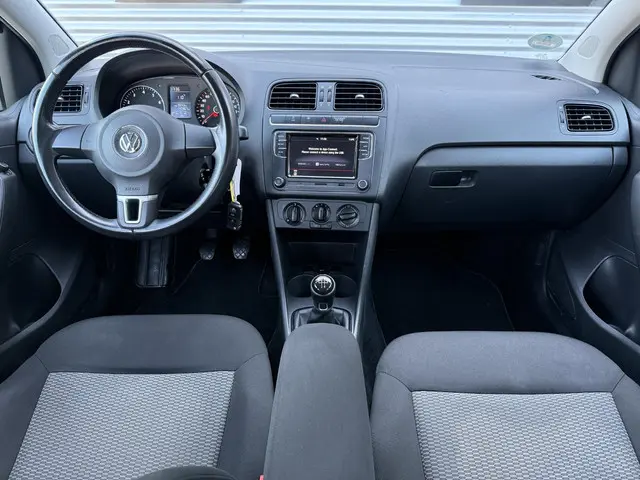 Volkswagen Polo 1.2 Easyline 2013 Benzine 9