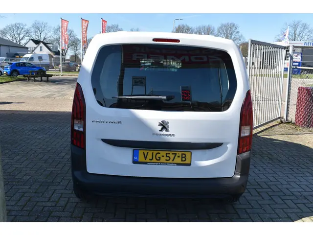 Peugeot Partner 1.5 BlueHDI Premium 2021 Diesel 3