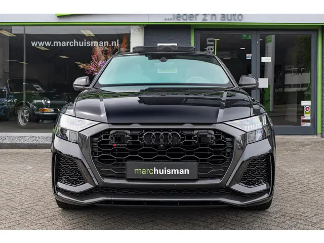 Audi RSQ8 4.0 TFSI quattro 2021 Benzine 4