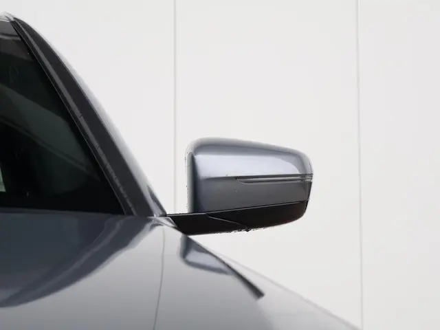 BMW 3 Serie 330e 2026 Hybride Benzine 4