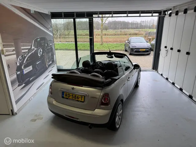 MINI Cooper Cabrio 1.6 Chili 2013 Benzine 21