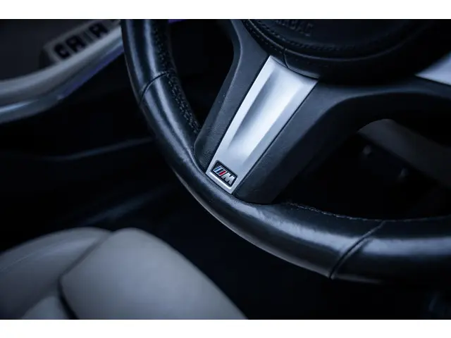 BMW 3 Serie 330i M-Sport 2019 Benzine 47