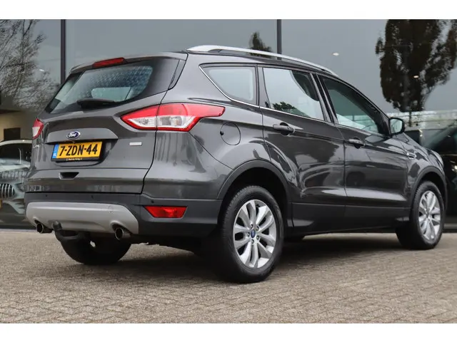 Ford Kuga 1.5 150PK TITANIUM 2015 Benzine 5