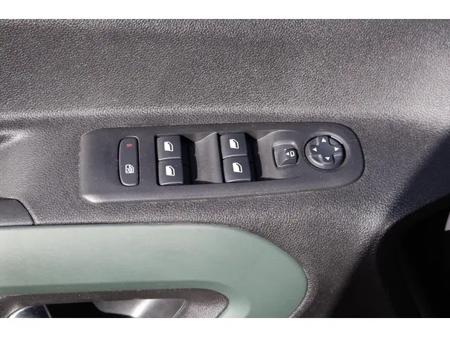 Citroën Berlingo XL 1.2 PureTech Feel 7p. 2021 Benzine 15