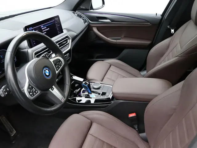 BMW iX3 High Executive 80 kWh 2022 Elektrisch 8