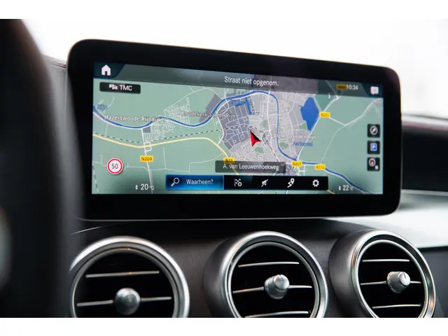 Mercedes-Benz GLC AMG 43 4MATIC Premium 2019 Benzine 22