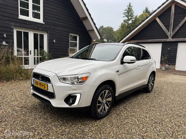 Mitsubishi ASX 1.6 Cleartec Intense+ 2016 Benzine