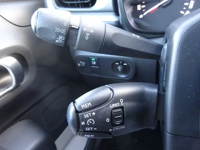 Citroën C3 1.2 PureTech Feel 2017 Benzine 21