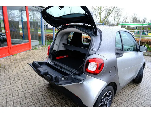 Smart Fortwo 1.0 Passion Pano|Clima|LMV 2018 Benzine 10