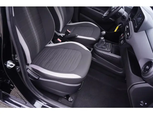 Hyundai i10 1.0 Select 2023 Benzine 31