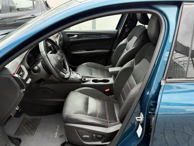 Renault Arkana 1.6 E-Tech Hybrid R.S. Line 2022 Benzine 12