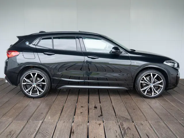 BMW X2 sDrive20i 2019 Benzine 4