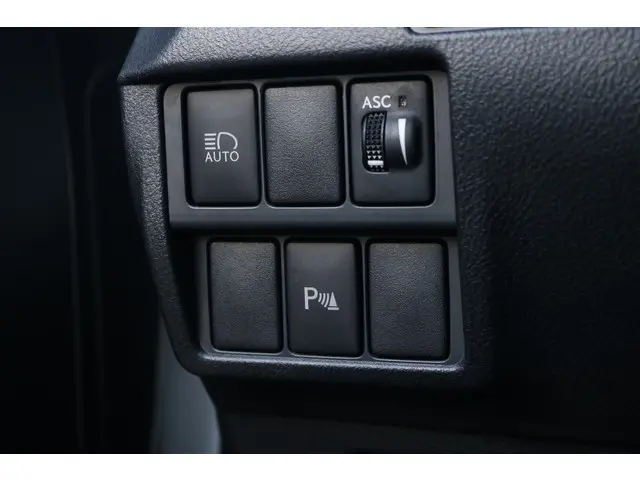 Lexus RC 300h F SPORT Line 2018 Hybride Benzine 16