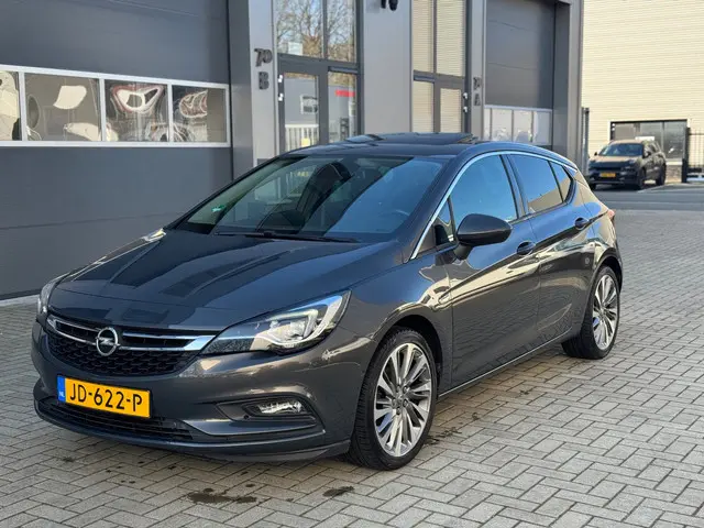 Opel Astra 1.4 Innovation 2016 Benzine