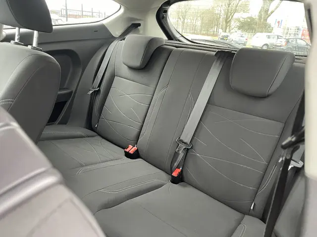 Ford Fiesta 1.25 2015 Benzine 11